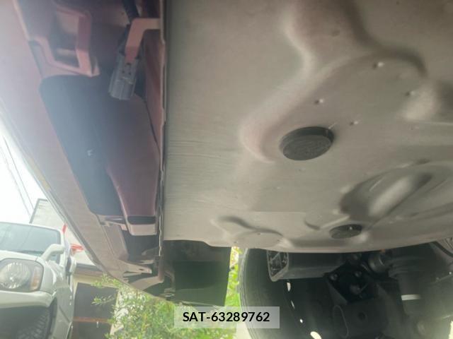 Toyota SIENTA 2020-04 8368722-5