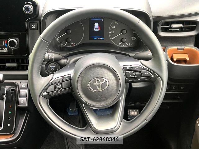 Toyota SIENTA 2024-07 8368713-10