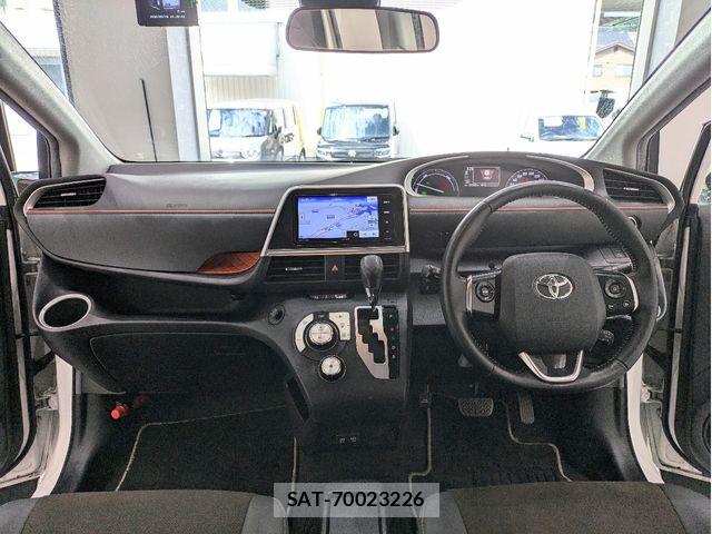 Toyota SIENTA 2021-05 8368715-1