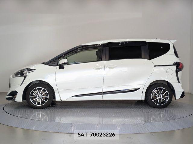 Toyota SIENTA 2021-05 8368715-2