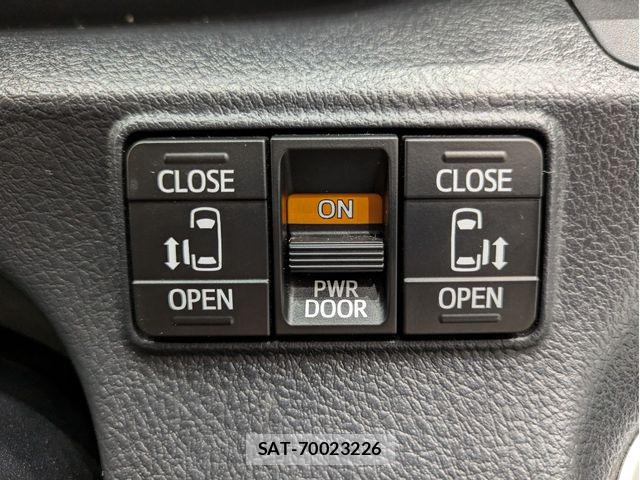 Toyota SIENTA 2021-05 8368715-6