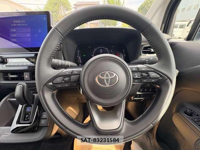 Toyota SIENTA 2026-08 8368705-15