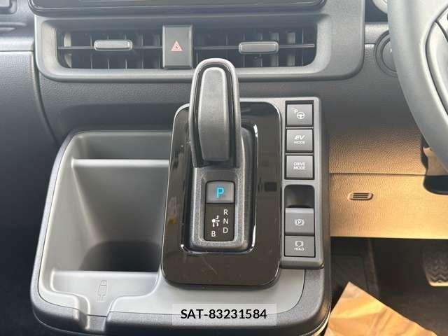 Toyota SIENTA 2026-08 8368705-19