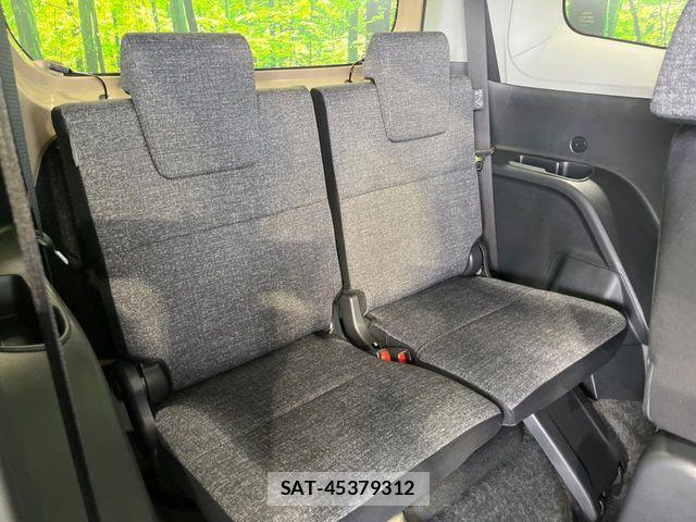 Toyota SIENTA 2026-06 8368701-9