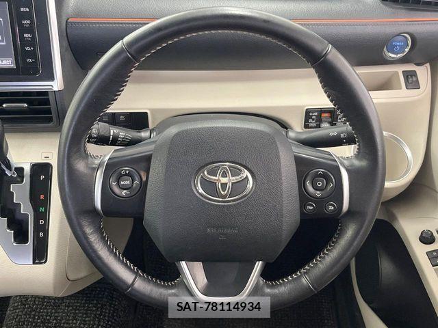 Toyota SIENTA 2015-11 8368718-11