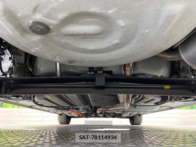 Toyota SIENTA 2015-11 8368718-18