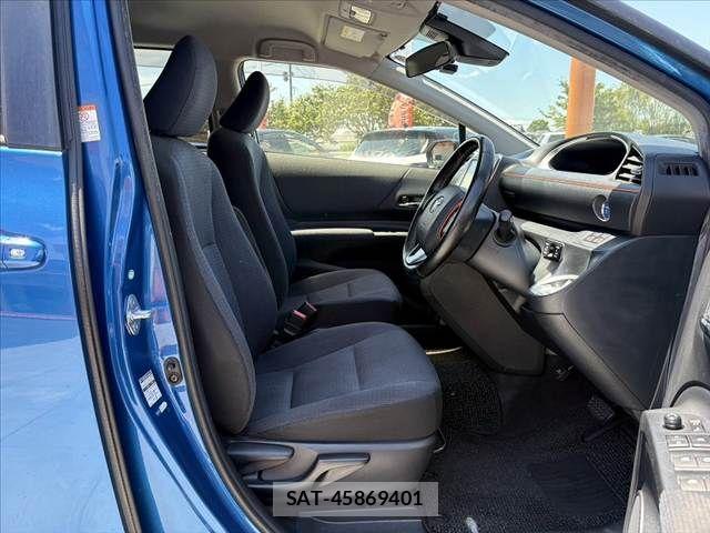 Toyota SIENTA 2016-11 8368723-15