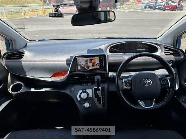 Toyota SIENTA 2016-11 8368723-1