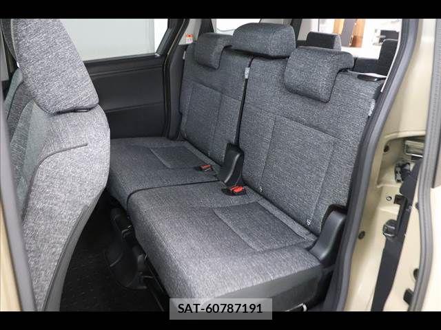 Toyota SIENTA 2023-01 8368712-11