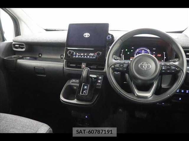 Toyota SIENTA 2023-01 8368712-1