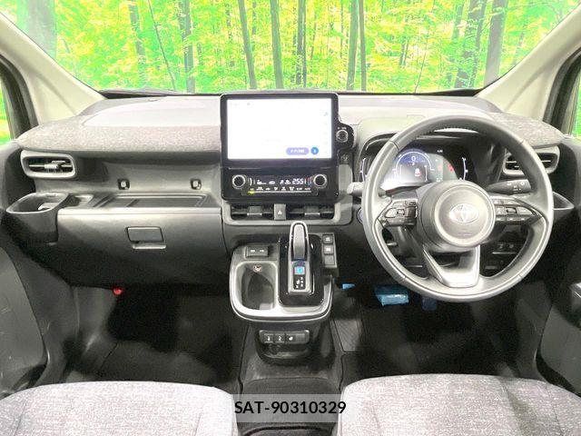 Toyota SIENTA 2023-07 8368711-1