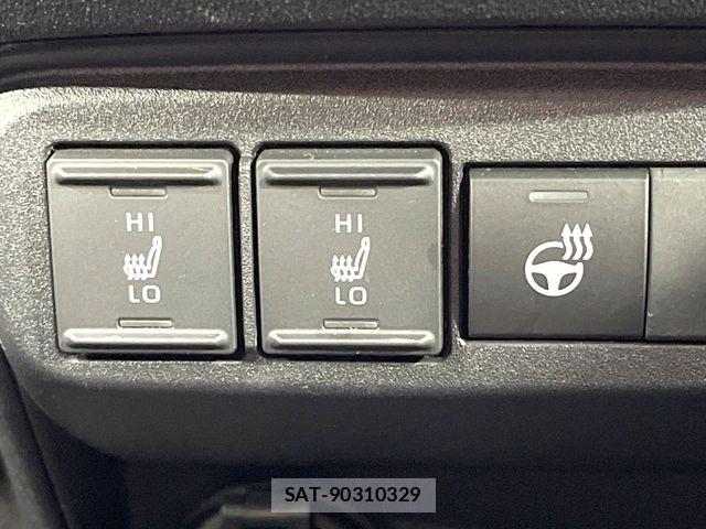 Toyota SIENTA 2023-07 8368711-6