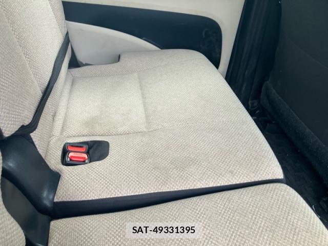 Toyota SIENTA 2016-02 8368724-18