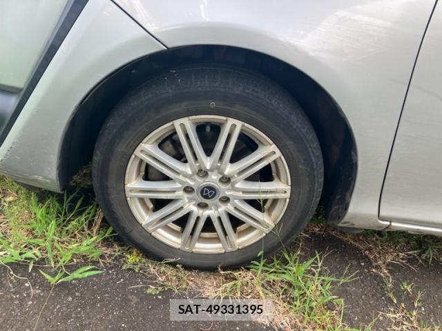 Toyota SIENTA 2016-02 8368724-8