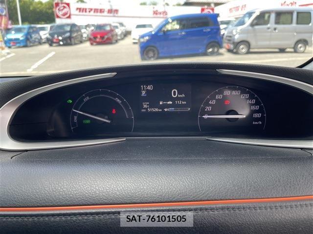 Toyota SIENTA 2018-07 8368717-11
