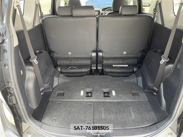 Toyota SIENTA 2018-07 8368717-18