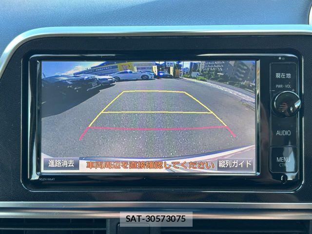 Toyota SIENTA 2016-02 8368720-6