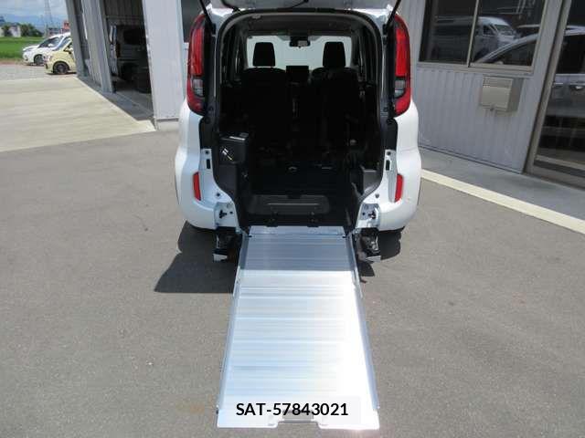 Toyota SIENTA 2026-07 8368703-9
