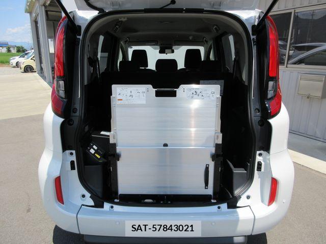 Toyota SIENTA 2026-07 8368703-17