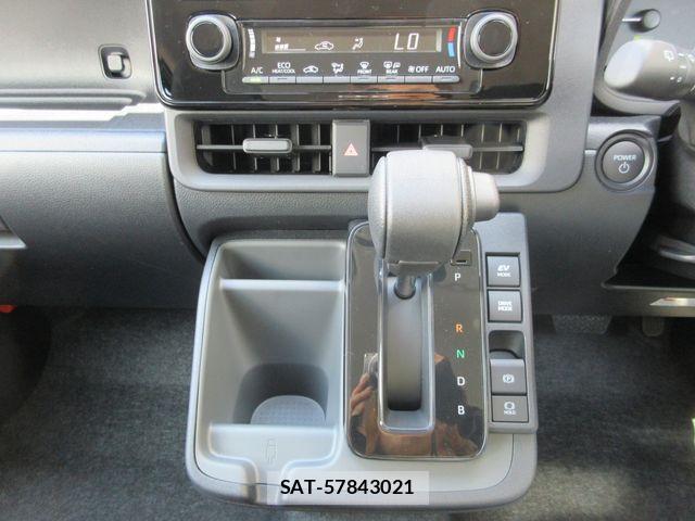 Toyota SIENTA 2026-07 8368703-25