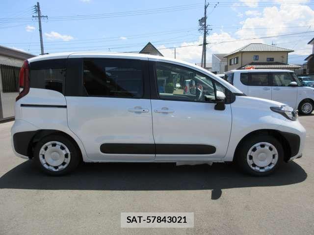 Toyota SIENTA 2026-07 8368703-3
