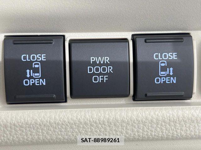 Toyota SIENTA 2026-05 8368704-4