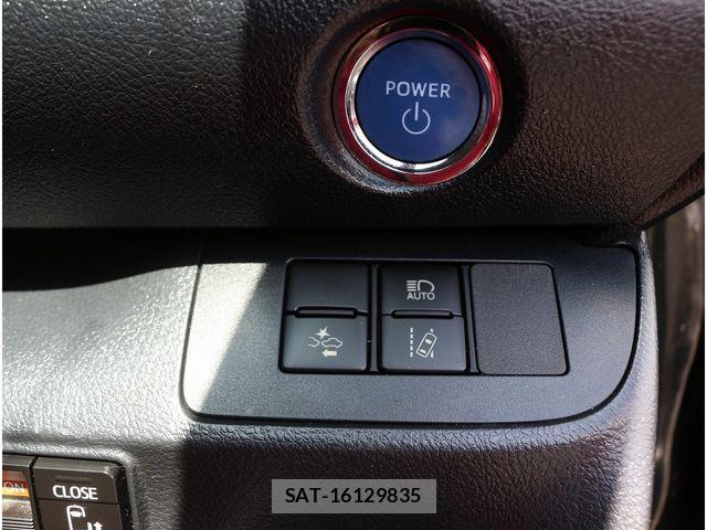 Toyota SIENTA 2018-02 8368719-13