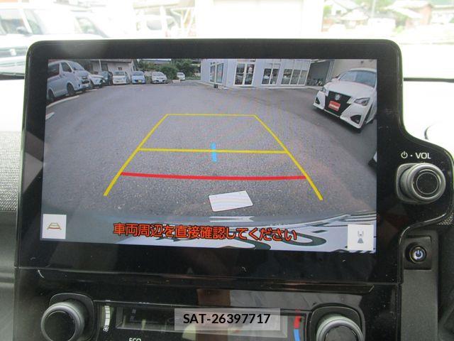 Toyota SIENTA 2023-08 8368708-18