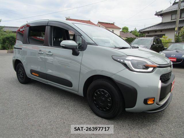 Toyota SIENTA 2023-08 8368708-1