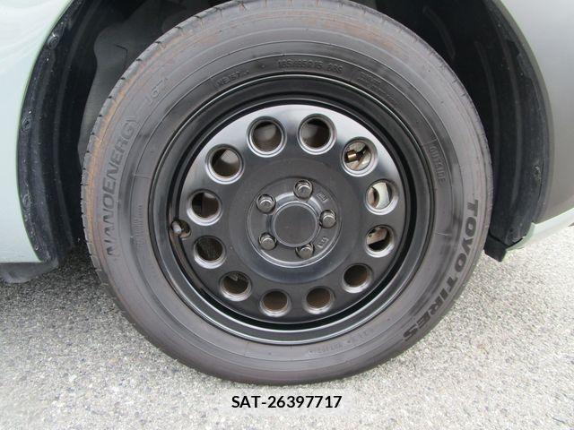 Toyota SIENTA 2023-08 8368708-21