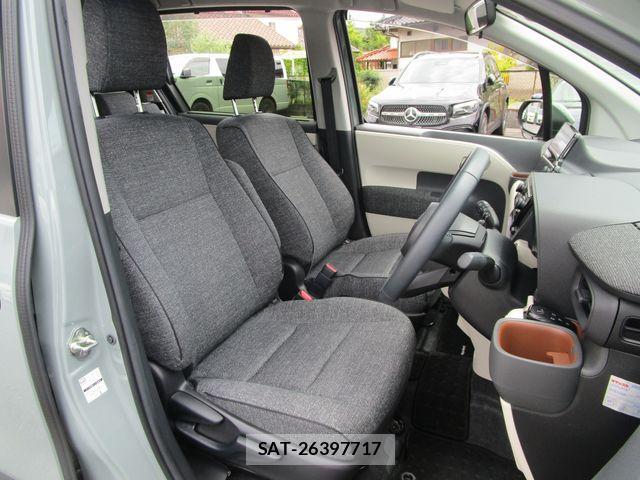 Toyota SIENTA 2023-08 8368708-8