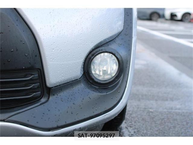 Toyota SIENTA 2016-03 8372186-16