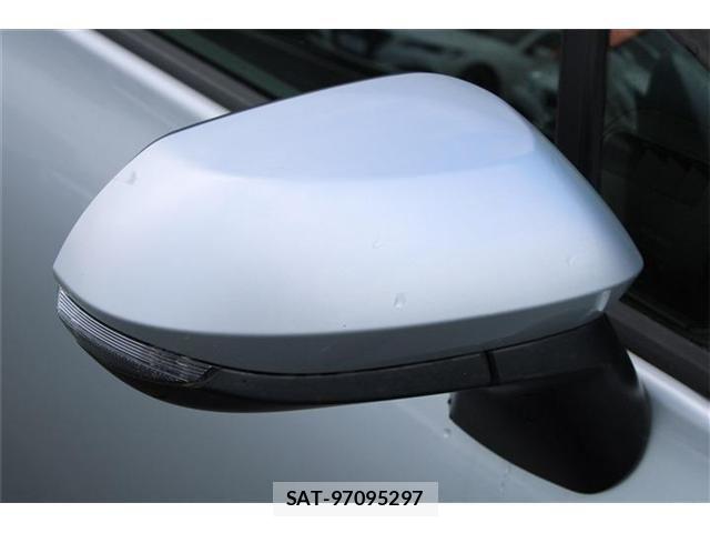 Toyota SIENTA 2016-03 8372186-19