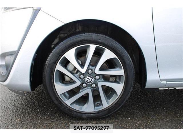 Toyota SIENTA 2016-03 8372186-23