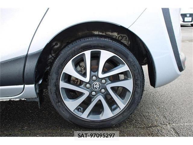 Toyota SIENTA 2016-03 8372186-24