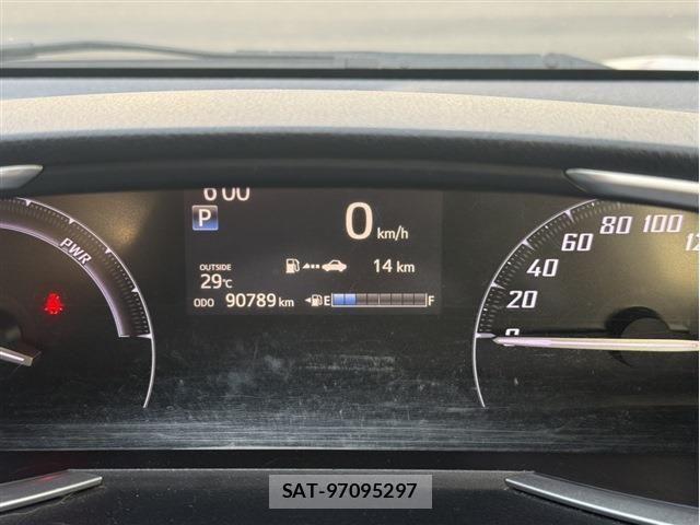 Toyota SIENTA 2016-03 8372186-2