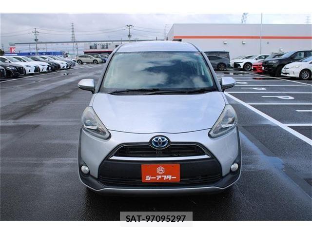 Toyota SIENTA 2016-03 8372186-7