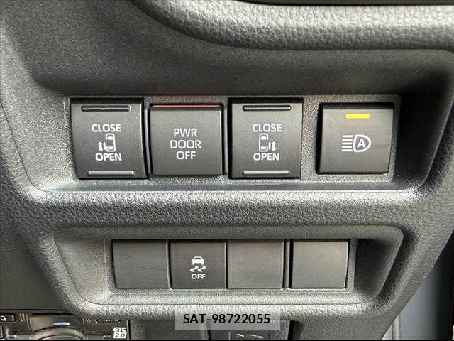 Toyota SIENTA 2022-12 8372185-21