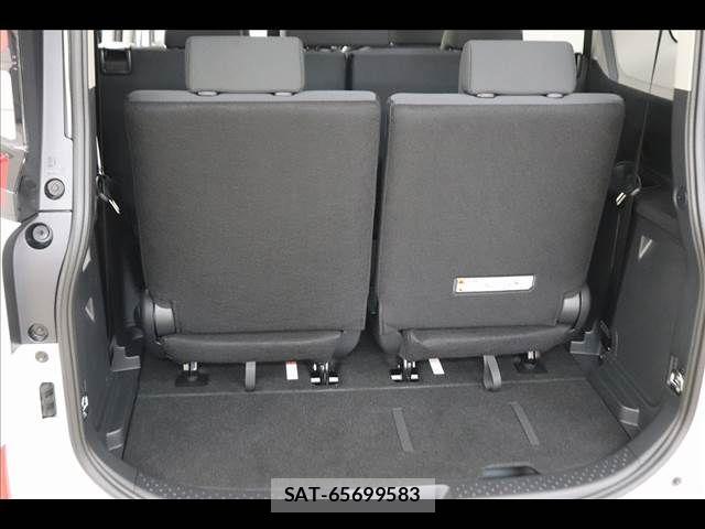 Toyota SIENTA 2025-12 8372184-13
