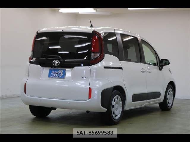 Toyota SIENTA 2025-12 8372184-18