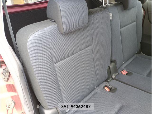 Toyota SIENTA 2015-09 8372187-13