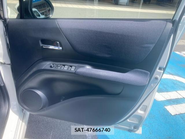 Toyota SIENTA 2016-09 8414972-13