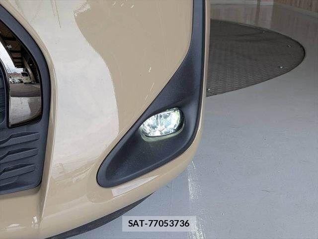 Toyota SIENTA 2020-08 8414968-11