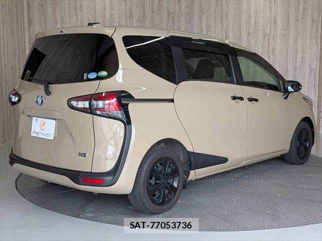 Toyota SIENTA 2020-08 8414968-17