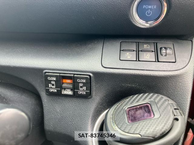 Toyota SIENTA 2016-02 8414974-13