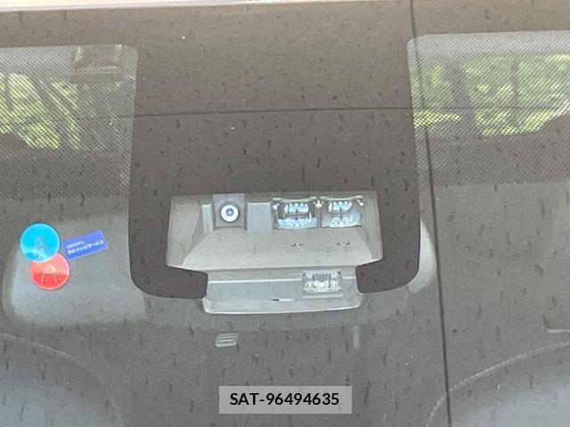 Toyota SIENTA 2019-04 8438896-4