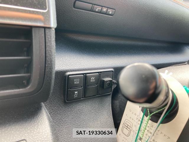 Toyota SIENTA 2020-11 8438895-14