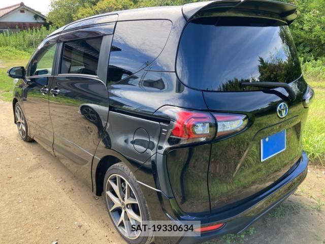 Toyota SIENTA 2020-11 8438895-2