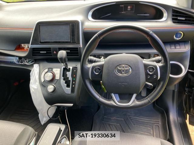 Toyota SIENTA 2020-11 8438895-5