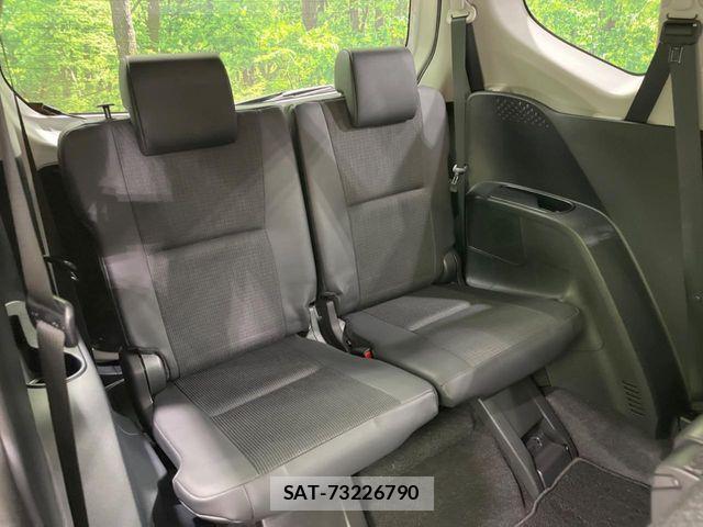 Toyota SIENTA 2018-06 8438894-9
